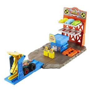 Set Monster Trucks Estación de Explosiones - Hot Wheels